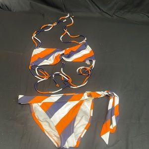 Victoria’s Secret bikini